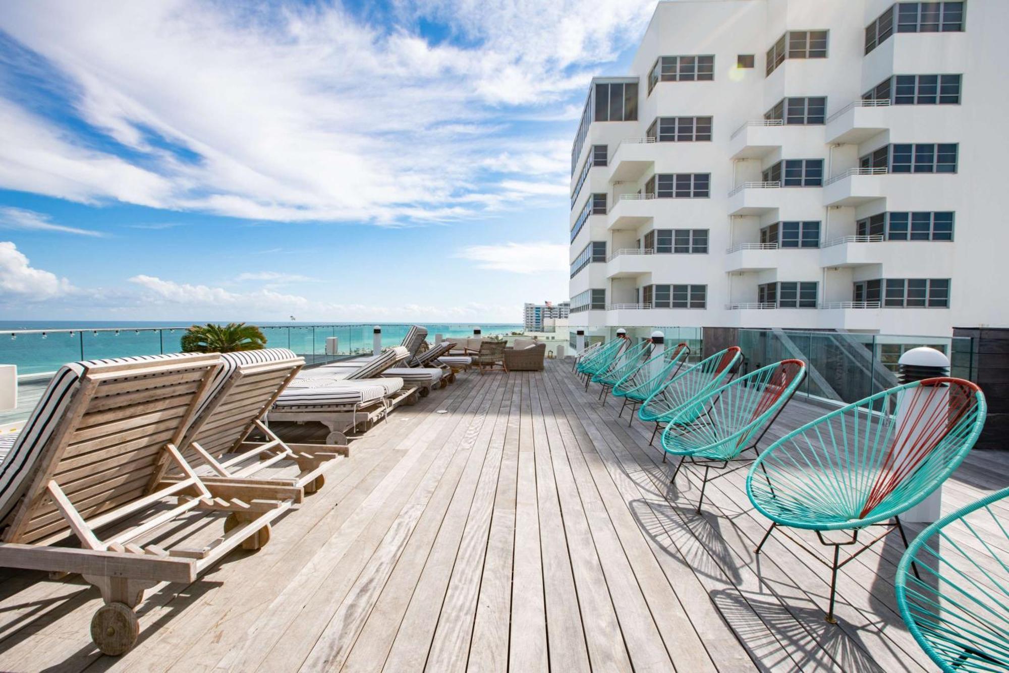Nautilus Sonesta מיאמי ביץ' מראה חיצוני תמונה Rooftop pool at the SLS Brickell